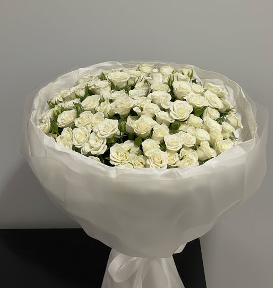 40 White Spray Roses Bouquet | Elegant Anniversary & Wedding Flowers | Transparent Wrapped Bouquet