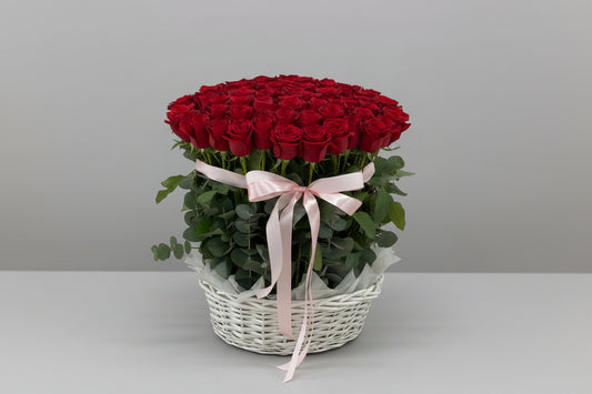 101 Red Roses Basket | Romantic Anniversary and Birthday Flowers | Round Wooden Arrangement