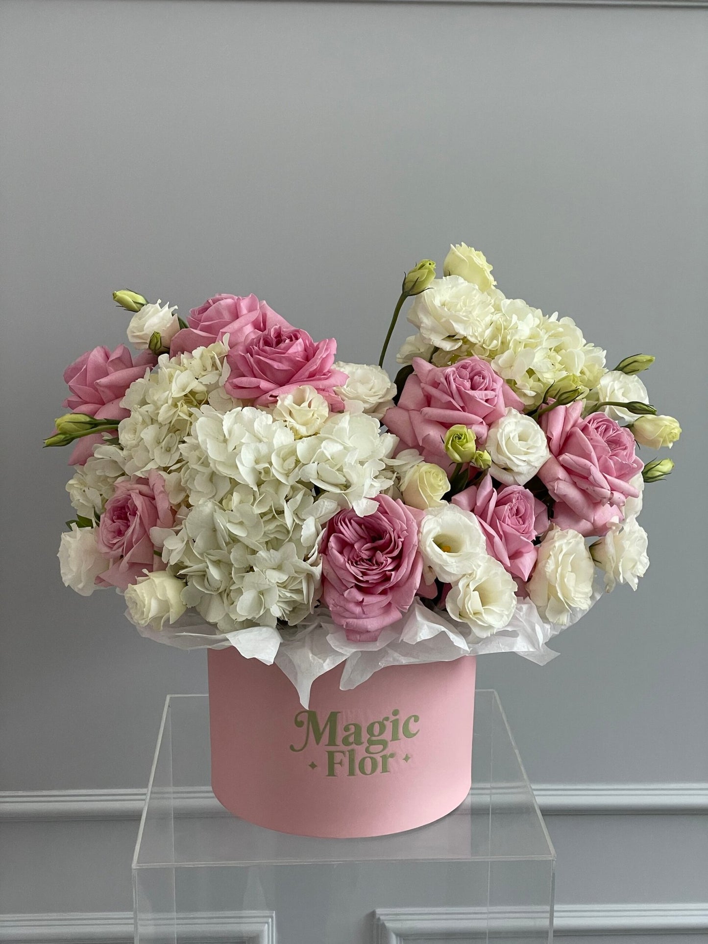 Hydrangea White with Pink Roses