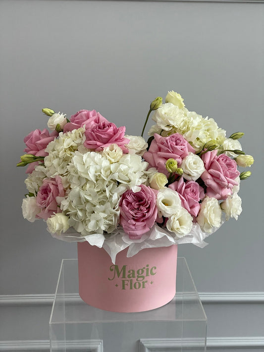 Hydrangea White with Pink Roses