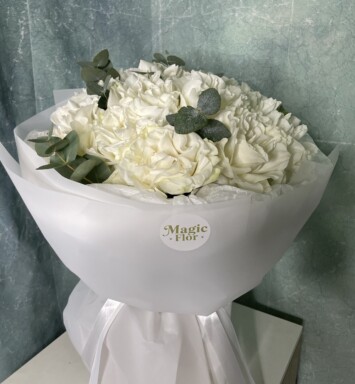 Moonstone Reflexed Roses