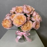 Juliata in Glass vase